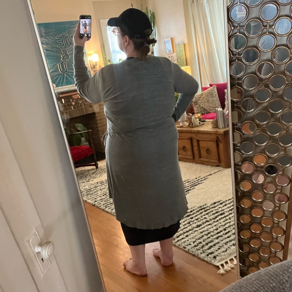 Free People heathered grey waffle tunic cardigan in L - Picture 3 of 6